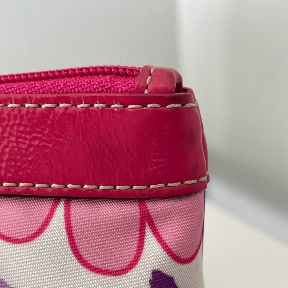 Coach Poppy Floral Wristlet | Vintage Y2k - Picture 14 of 16